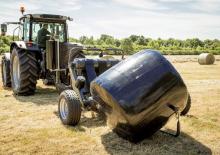 Enrubanneuse Massey Ferguson TW 130