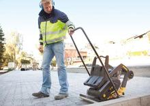 Plaques vibrantes unidirectionnelles Bomag BP 20/50