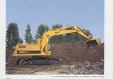 Excavatrice sur chenilles Caterpillar 215LC