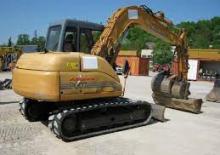 Excavatrice sur chenilles Case Poclain 9007