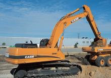 Excavatrice sur chenilles Case CX 225 MSR