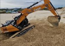 Excavatrice sur chenilles Case CX240E