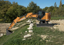 Excavatrice sur chenilles Case CX245D SR 