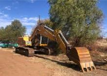 Excavatrice sur chenilles Bell HX230E