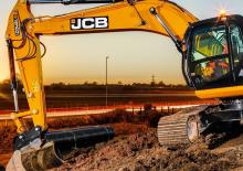 Excavatrice sur chenilles JCB JS300 LC
