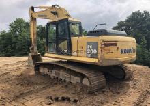 Excavatrice sur chenilles Komatsu PC200LC-7