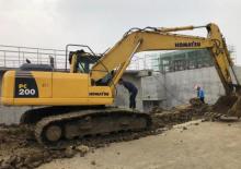 Excavatrice sur chenilles Komatsu PC200LC