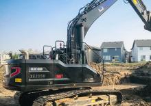 Excavatrice sur chenilles XCMG XE225U
