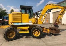 Excavatrice sur pneus Benmac 3.08 S