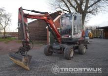 Excavatrice sur pneus Neuson 3800 WD
