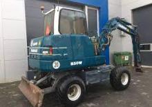 Excavatrice sur pneus Yanmar B 50 W