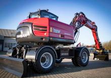 Excavatrice sur pneus Yanmar B110W 