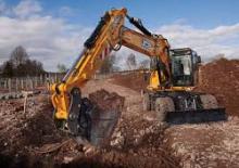Excavatrice sur pneus JCB JS200W SH