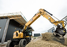 Excavatrice sur pneus Caterpillar M317