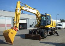 Excavatrice sur pneus Komatsu PW150ES-6