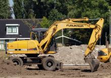 Excavatrice sur pneus Furukawa W 725-II LS
