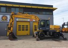 Excavatrice sur pneus Furukawa W 735-II LS