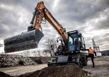 Excavatrice sur pneus Case WX210E