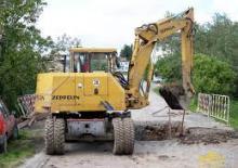 Excavatrice sur pneus Zeppelin ZM 10