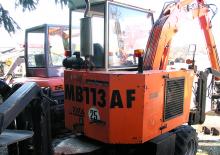 Excavatrices pour cimetières Unkauf KMB 113 A