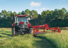 Faucheuse à disque traîné avec conditionneur Case IH DC133