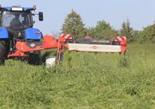 Faucheuse à disque traîné avec conditionneur Kuhn FC 3561 TLR
