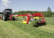 Faucheuse à disque traîné avec conditionneur Pöttinger NovaCat 3007 T ED Collector