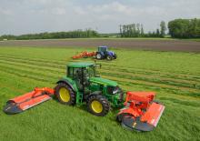 Faucheuses  arrières tambour avec conditionneur Kuhn PZ 320 C