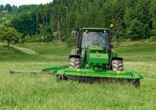 Faucheuses  frontales, disques avec conditionneurs John Deere 228