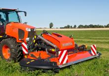 Faucheuses  frontales, disques avec conditionneurs Kubota DMC7032T
