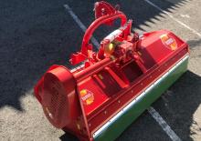 Faucheuses pour talus Humus SPG 220