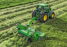 Faucheuse à disque traîné avec conditionneur John Deere 835