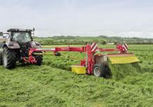 Faucheuse à disque traîné avec conditionneur Pöttinger NovaCat 3007 T ED