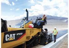 Finisseurs de chaussée sur chenilles Caterpillar AP655F