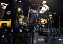 Finisseurs de chaussée sur chenilles Volvo OMNI 318 SCREED