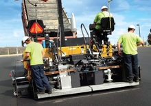 Finisseurs de chaussée sur chenilles Volvo OMNI SCREED IIIE