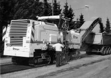 Découpeuse de chaussée Wirtgen 2100 DC