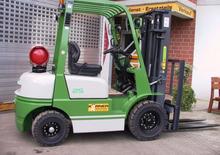 Chariots élevateurs frontaux à gaz Artison FG 25