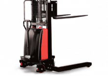 Gerbeurs à conducteur accompagnant Noblelift SPN10A