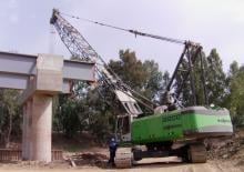 Grues à chenilles - flèche treillis Sennebogen 2200G