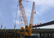 Grues à chenilles - flèche treillis XCMG QUY650