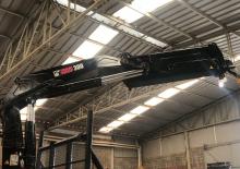 Grues de chargement hydrauliques Hiab 300-3 Jib 90-2