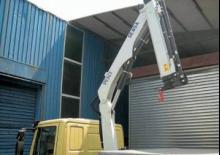 Grues de chargement hydrauliques Pesci SE 85A
