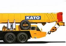 Grues mobiles sur camion Kato NK 1200