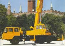 Grues mobiles sur camion Kato NK 160 E-III