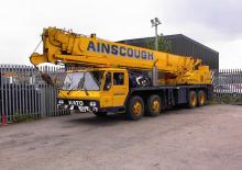 Grues mobiles sur camion Kato NK 350 E-III
