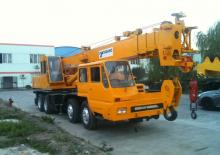 Grues mobiles sur camion Tadano TL 250 E