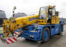 Grues tous-terrains Terex-Demag AC 25 (4x4x4)