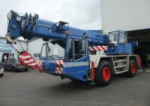 Grues tous-terrains Terex-Demag AC 95 (4x4x4)