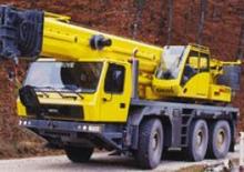 Grues tous-terrains Grove GMK3055 